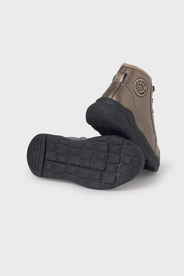 Кеди на платформі Mayoral