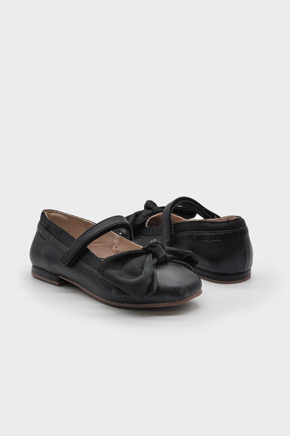 Туфлі 'Shinjuku' з бантом Mayoral
