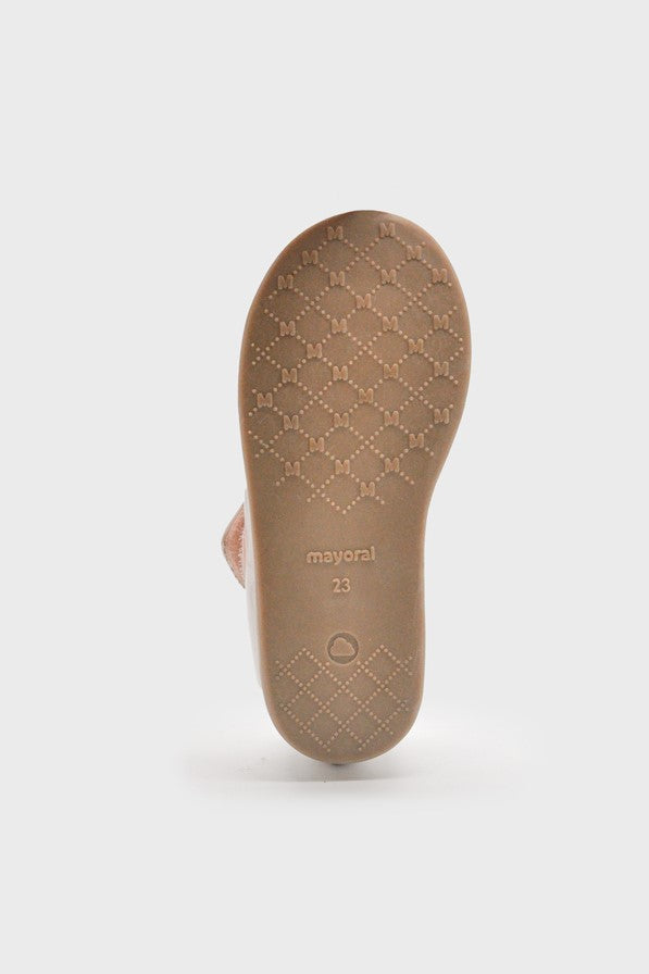 Туфлі 'The Old Blue' оздоблені екохутром Mayoral