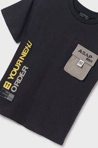 Комплект 'High Value' з футболки з кишенею та шортів Mayoral