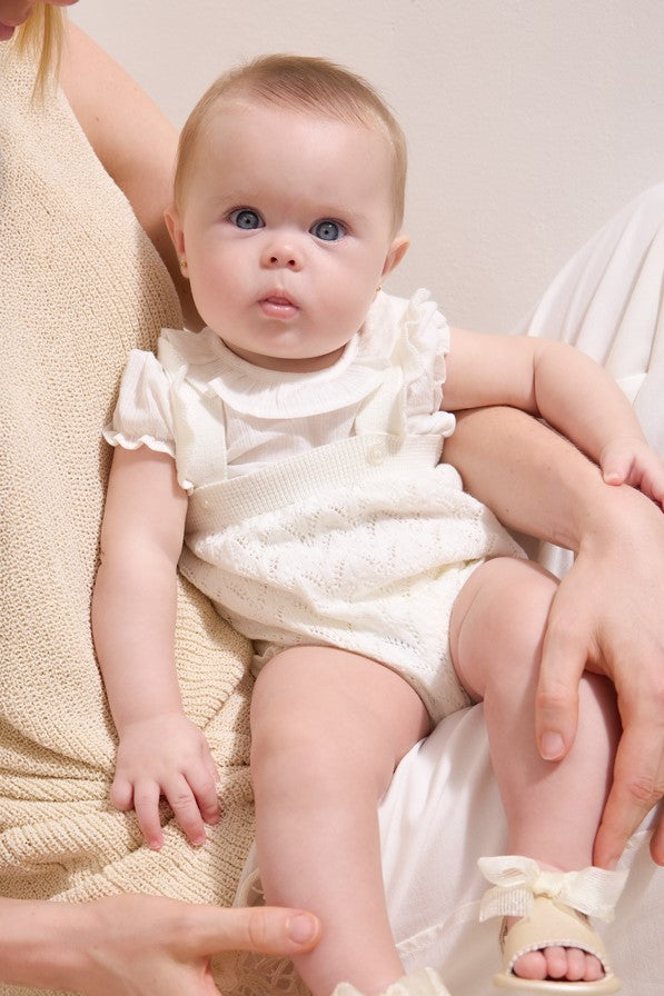 Комплект 'Soft Cookie' з блузи та шортів Mayoral