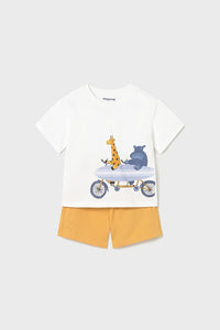 Комплект 'Kenia-Punto-Bano' з футболки та шортів Mayoral