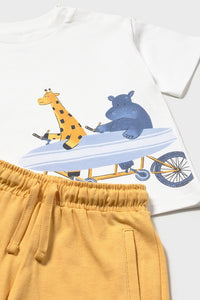 Комплект 'Kenia-Punto-Bano' з футболки та шортів Mayoral