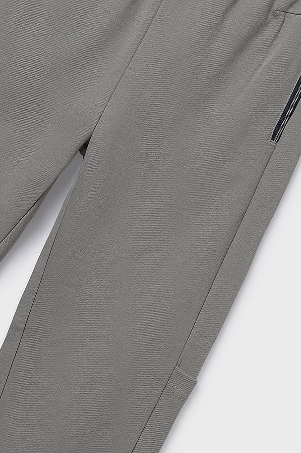 Штани 'Offside' з накладними кишенями Mayoral