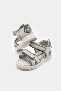 Босоніжки 'Maldivas' на липучках Mayoral