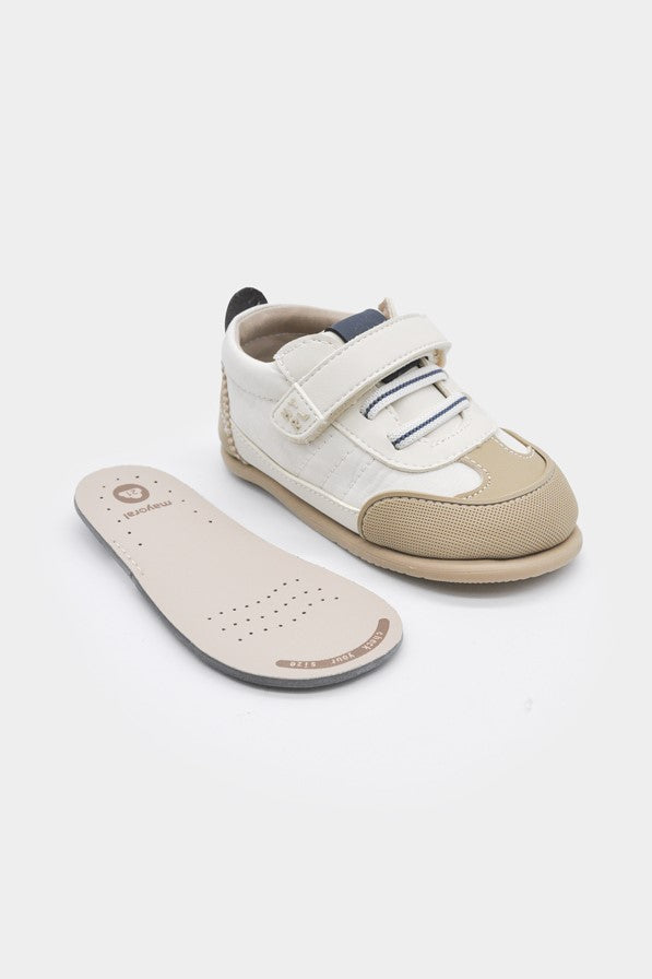 Кеди 'Kenia' для перших кроків Mayoral