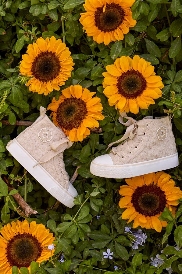 Кеди 'Rebel Vanilla' з вишивкою Mayoral