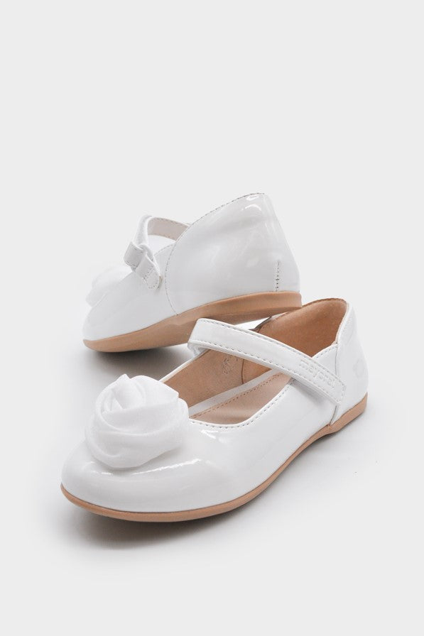 Туфлі 'Dandelion' з квіткою Mayoral