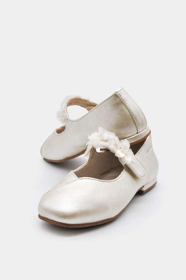 Туфлі 'Organic Luxe' з квітами Mayoral