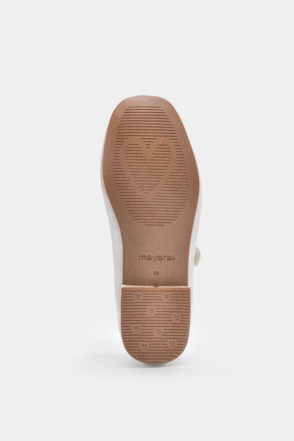 Туфлі 'Organic Luxe' з квітами Mayoral
